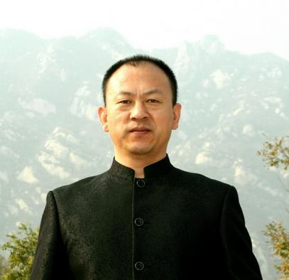 宣和艺术研究院常务副院长：刘俊